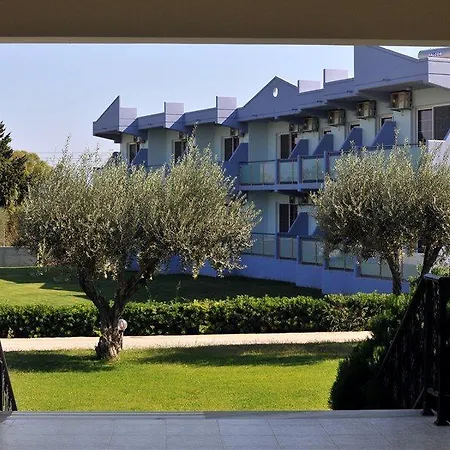 Argiro Village מלון דירות אפאנטו