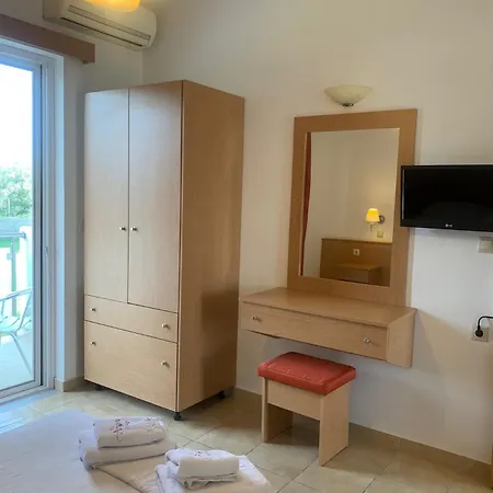 아파트호텔 Argiro Village 아판토우