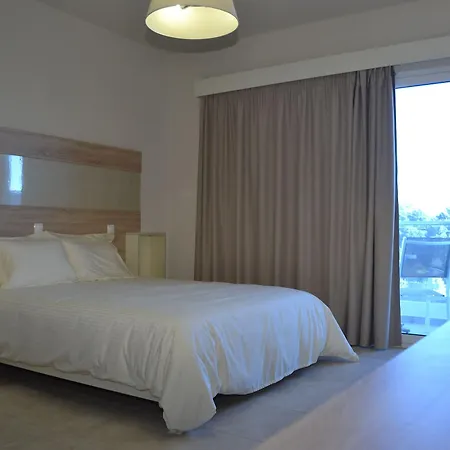 Argiro Village Aparthotel 3*