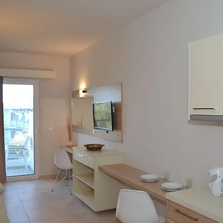 Argiro Village Aparthotel